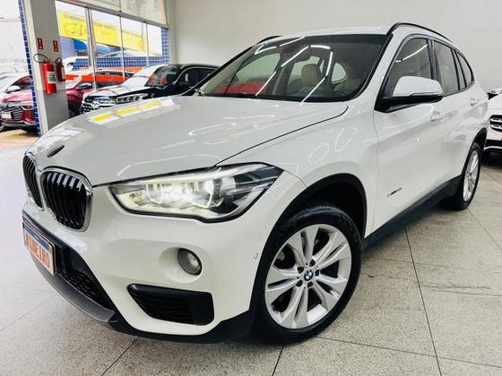 BMW X1 2.0 16V TURBO ACTIVEFLEX SDRIVE20I 4P AUTOMÁTICO BMW X1 2.0 16V TURBO ACTIVEFLEX SDRIVE20I 4P AUTOMÁTICO